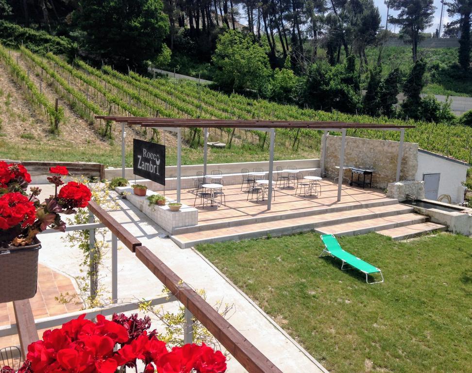 Hotel Bed & Wine Rocco Zambri à Bovino Extérieur photo